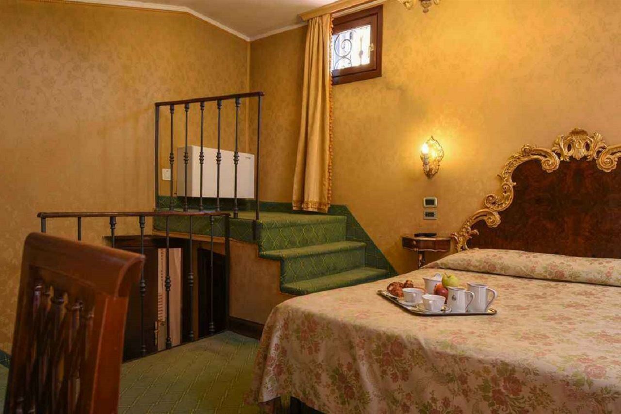 Hotel San Moise Venecia